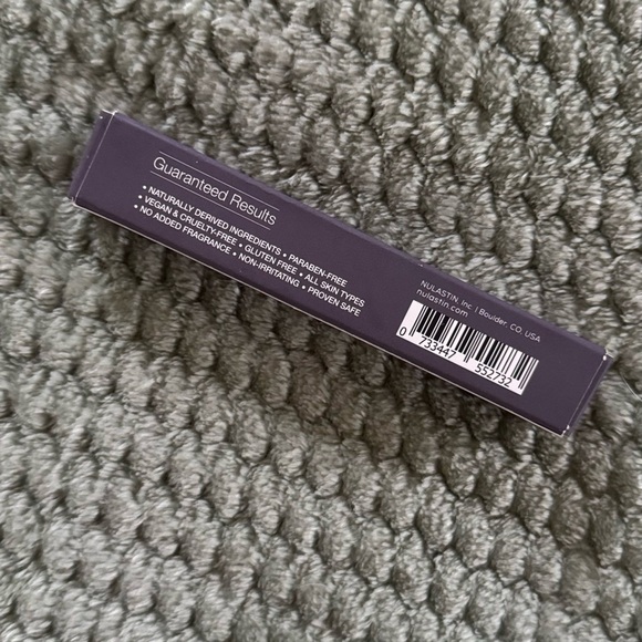 Nulastin Lash Follicle Fortifying Serum - Picture 3 of 6